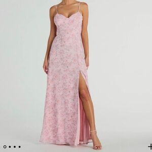 NWT Windsor Moment Of Beauty Lace Up Floral Maxi Dress
